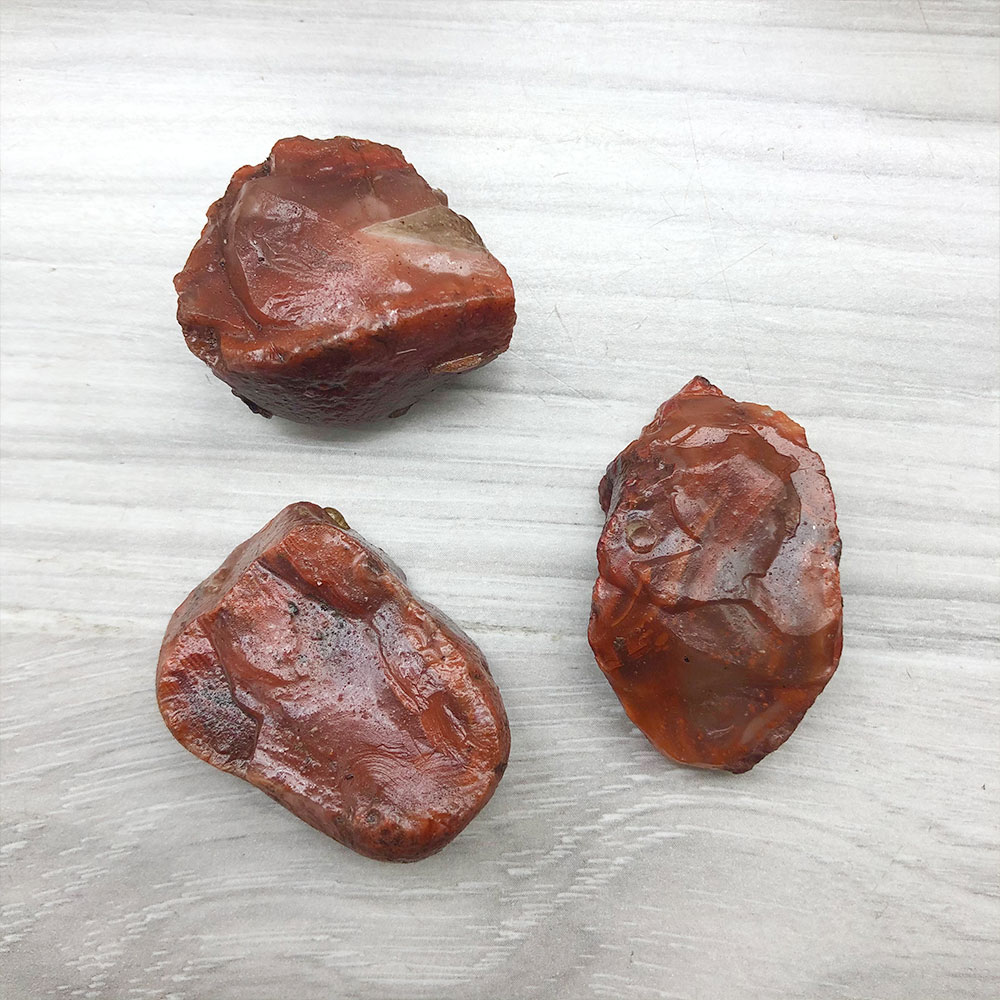 1pc Random Rough Raw Carnelian - Aquarium Plant Red review and price